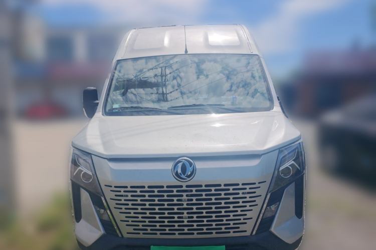 Used Dongfeng Yufeng 2023 V9+ 2.3T Manual Front-Drive Van Long Wheelbase High Roof 3-Seater Front