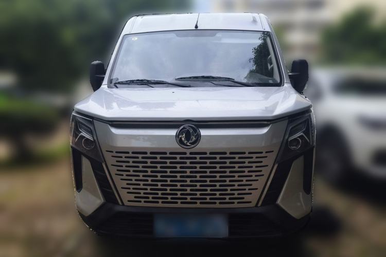 Used Dongfeng Yufeng 2023 V9+ 2.0T Manual Front-Wheel-Drive Multi-Function Mid-Roof Van with 7/8/9 Seats Front