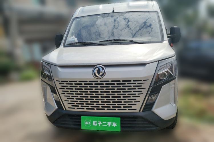 Used Dongfeng Yufeng 2023 V9+ 2.0T Manual Front-Wheel-Drive Multi-Function Mid-Roof Van with 7/8/9 Seats Front