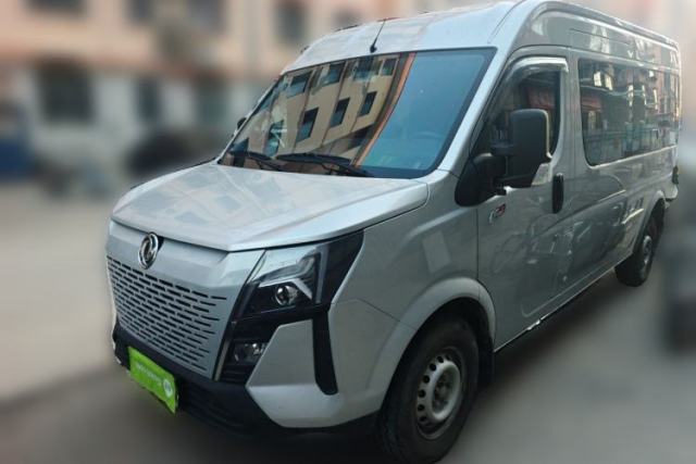 Used Dongfeng Yufeng 2023 V9+ 2.0T Automatic Front-Drive Multi-Function Mid-Roof 7/8/9-Seater