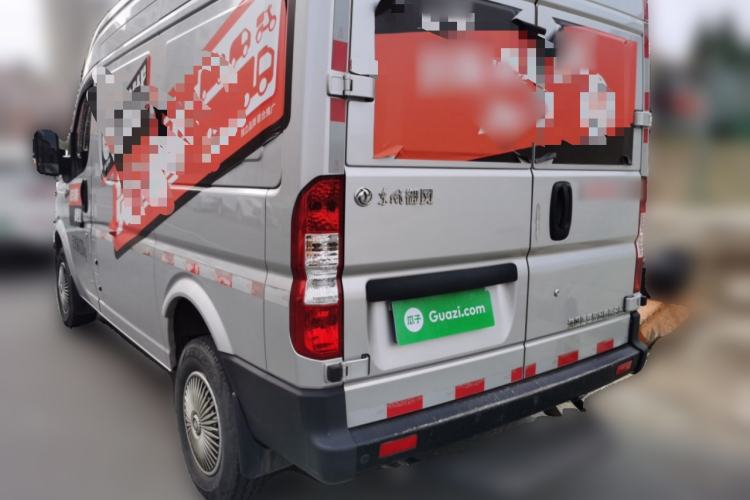 Used Dongfeng Yufeng 2023 V9+ 2.3T Manual Front-Drive Van Short Wheelbase Mid-Roof 3-Seater Rear Left 45 Deg