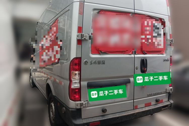 Used Dongfeng Yufeng 2023 V9+ 2.3T Manual Rear-Drive Van Long Wheelbase Mid-Roof Design 3-Seater Rear Left 45 Deg