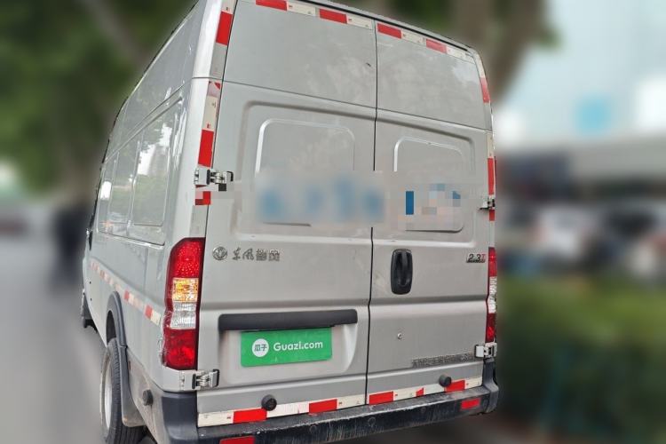 Used Dongfeng Yufeng 2023 V9+ 2.3T Manual Rear-Drive Cargo Van with Dual Rear Tires 3-Seater Rear Left 45 Deg