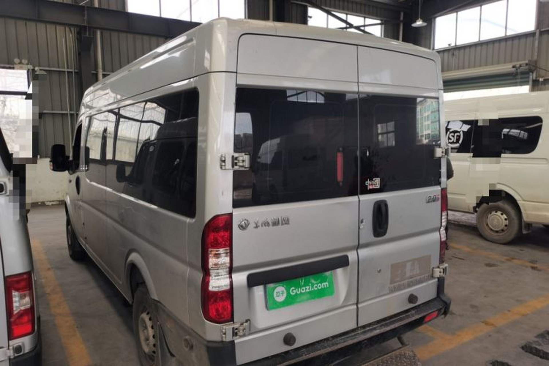 Used Dongfeng Yufeng 2023 V9+ 2.0T Manual Front-Drive Multi-Function Mid-Roof High-Roof 7/8/9-Seater Rear Left 45 Deg