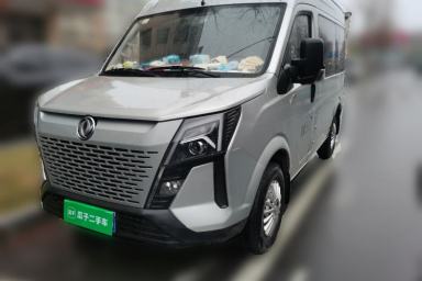 Used Dongfeng Yufeng 2023 V9+ 2.0T Manual Front-Drive Multi-Function Short-Chassis Mid-Height 5/6-Seater