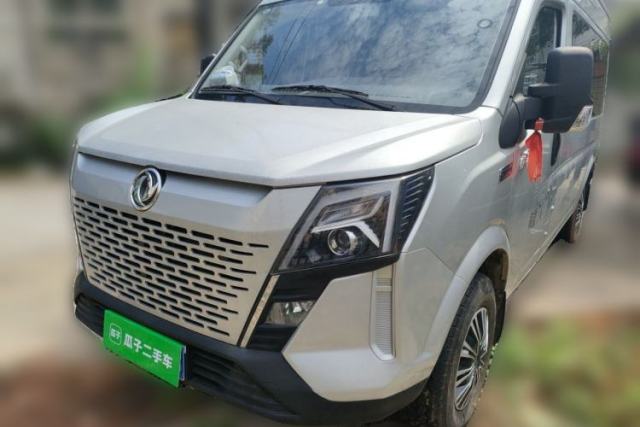 Used Dongfeng Yufeng 2023 V9+ 2.0T Manual Front-Wheel-Drive Multi-Function Mid-Roof Van with 7/8/9 Seats