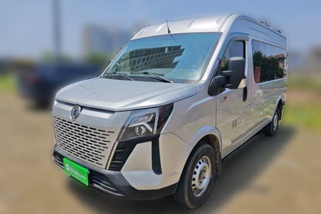 Used Dongfeng Yufeng 2023 V9+ 2.0T Manual Front-Wheel-Drive Multi-Function Mid-Roof Van with 7/8/9 Seats