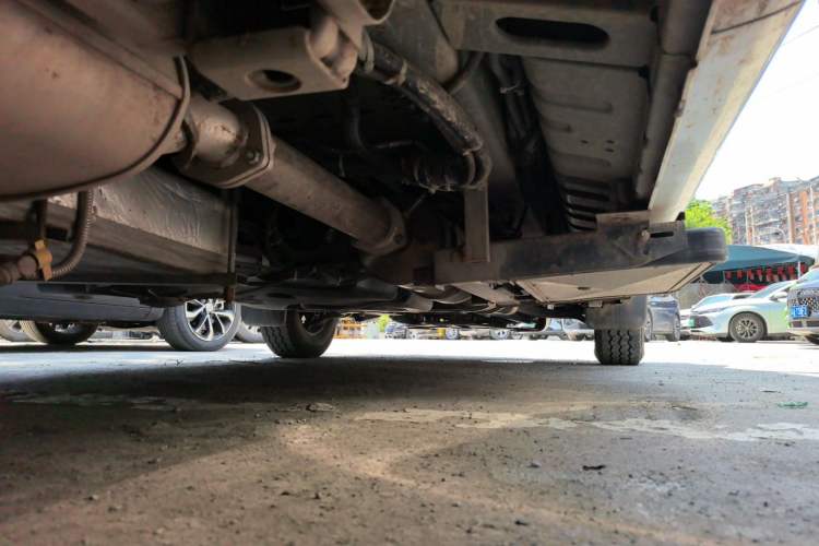 Used Dongfeng Yufeng  Chassis Rear Right