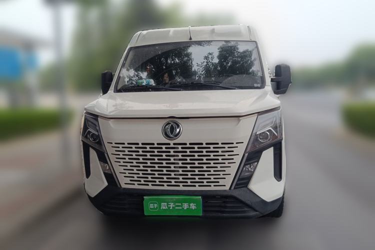 Used Dongfeng Yufeng 2023 V9+ 2.0T Manual Front-Wheel-Drive Multi-Function Mid-Roof Van with 7/8/9 Seats Front