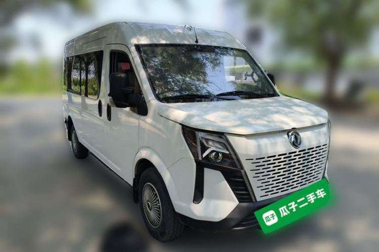 Used Dongfeng Yufeng 2023 V9+ 2.0T Manual Front-Wheel-Drive Multi-Function Mid-Roof Van with 7/8/9 Seats Front Right 45 Deg