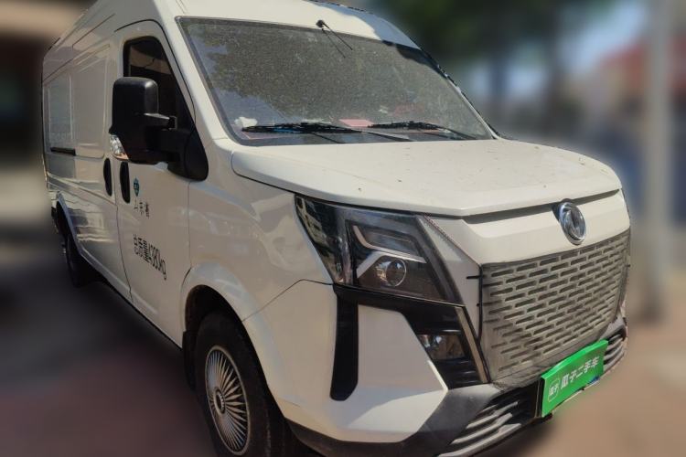 Used Dongfeng Yufeng 2023 V9+ 2.3T Manual Front-Drive Van Long Wheelbase Mid-Roof 3-Seater Front Right 45 Deg