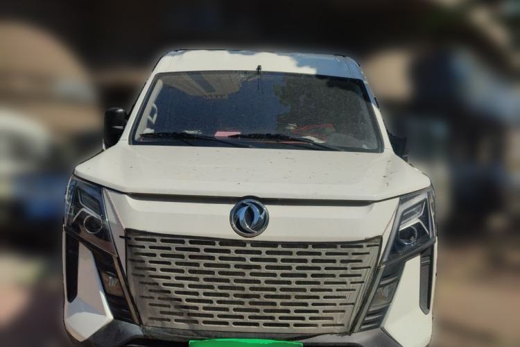Used Dongfeng Yufeng 2023 V9+ 2.3T Manual Front-Drive Van Long Wheelbase Mid-Roof 3-Seater Front