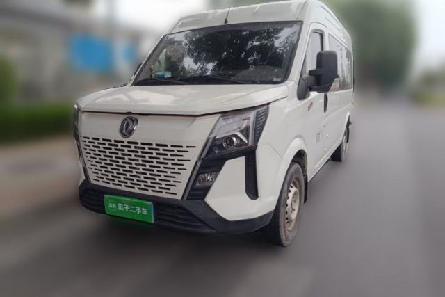 Used Dongfeng Yufeng 2023 V9+ 2.0T Manual Front-Wheel-Drive Multi-Function Mid-Roof Van with 7/8/9 Seats