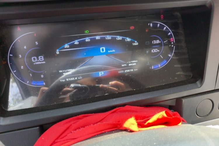 Used Dongfeng Yufeng  Odometer Close Up