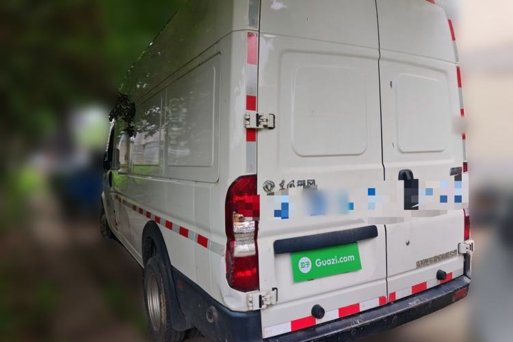 Used Dongfeng Yufeng 2023 V9+ 2.3T Manual Rear-Drive Cargo Van with Dual Rear Tires 3-Seater Rear Left 45 Deg