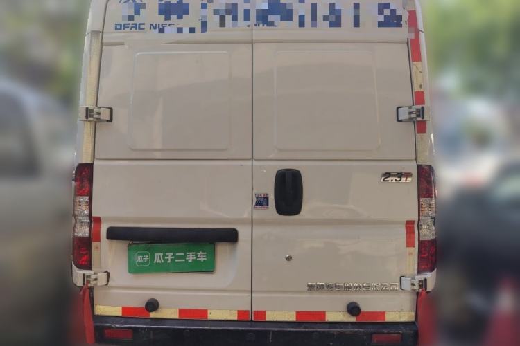 Used Dongfeng Yufeng 2023 V9+ 2.3T Manual Front-Drive Van Long Wheelbase Mid-Roof 3-Seater Rear