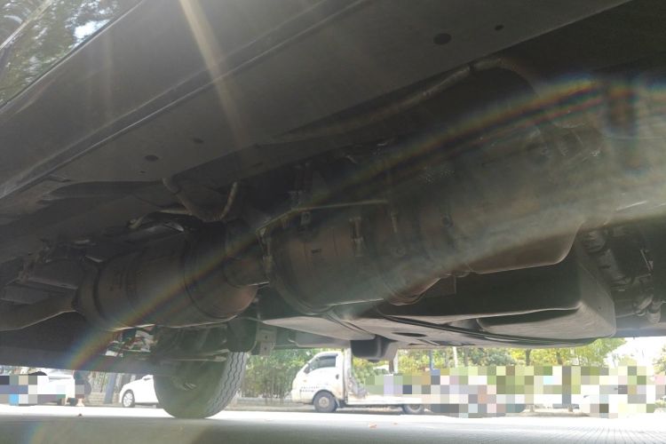 Used Dongfeng Yufeng  Chassis Front Right