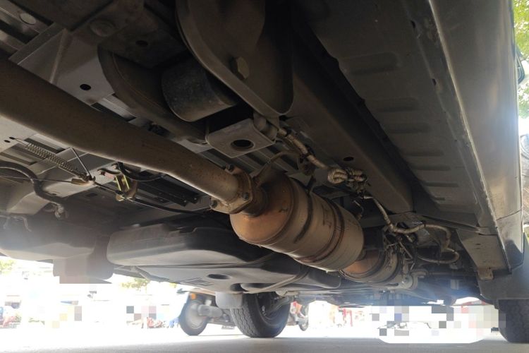 Used Dongfeng Yufeng  Chassis Rear Right