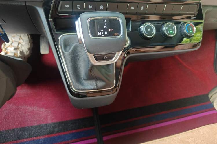 Used Dongfeng Yufeng  Gear Lever