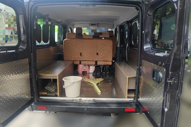 Used Dongfeng Yufeng  Trunk