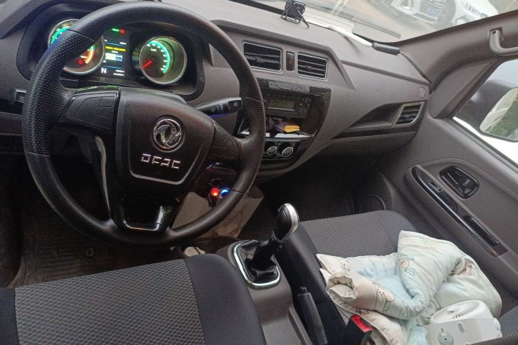 Used Dongfeng Yufeng EM26 2023 Standard Edition 41.472 kWh Henan Lithium Power Center Console