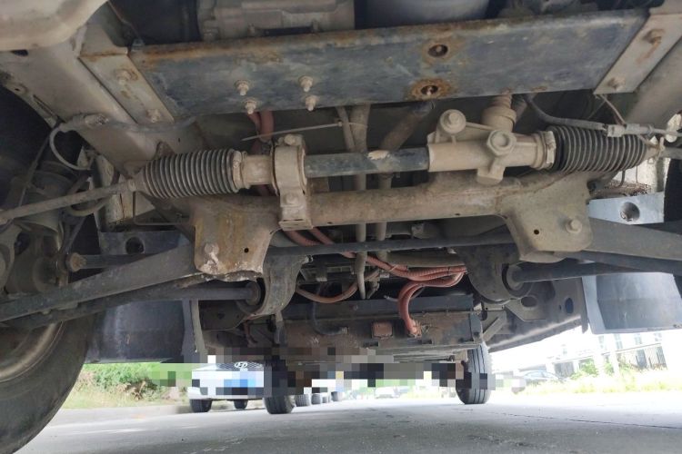 Used Dongfeng Yufeng EM26  Chassis Front