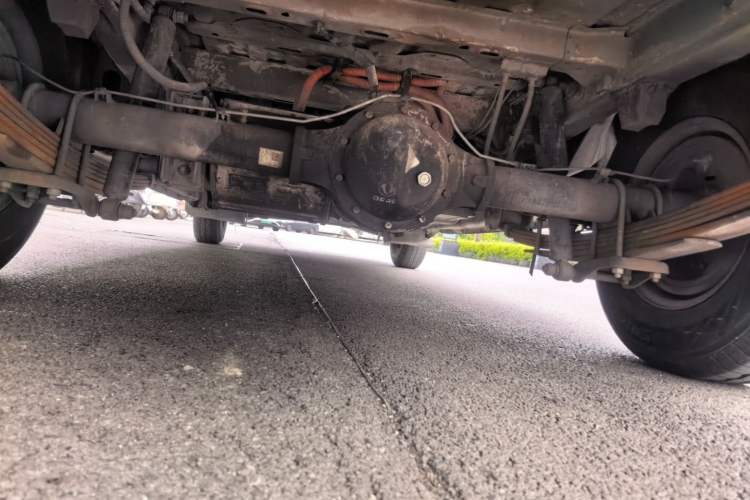 Used Dongfeng Yufeng EM26  Chassis Rear