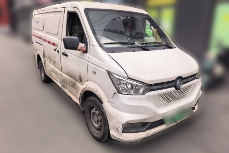 Used Dongfeng Yufeng EM26  Front Right 45 Deg