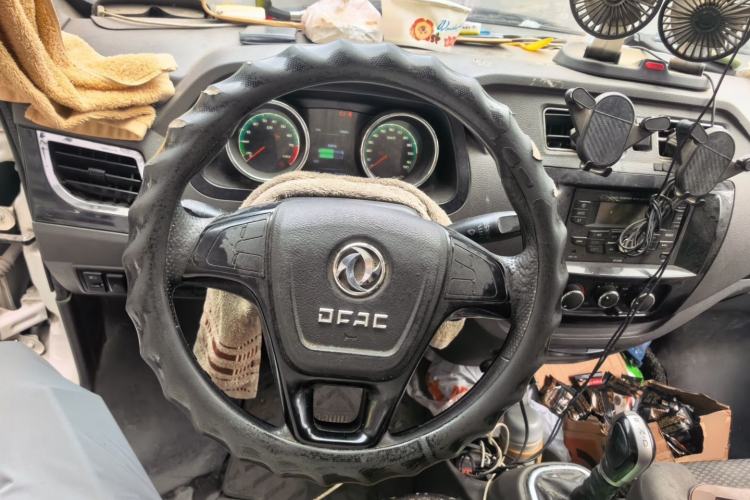 Used Dongfeng Yufeng EM26  Steering Wheel