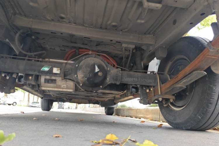 Used Dongfeng Yufeng EM26 2023 Standard Edition 41.472 kWh Henan Lithium Power Chassis Rear