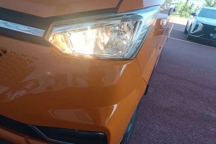 Used Dongfeng Yufeng EM26 2023 High-End Model 41.86 kWh CATL Left Front Headlight