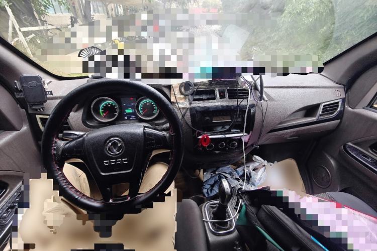 Used Dongfeng Yufeng EM26 2023 Standard Edition 41.472 kWh Henan Lithium Power Center Console