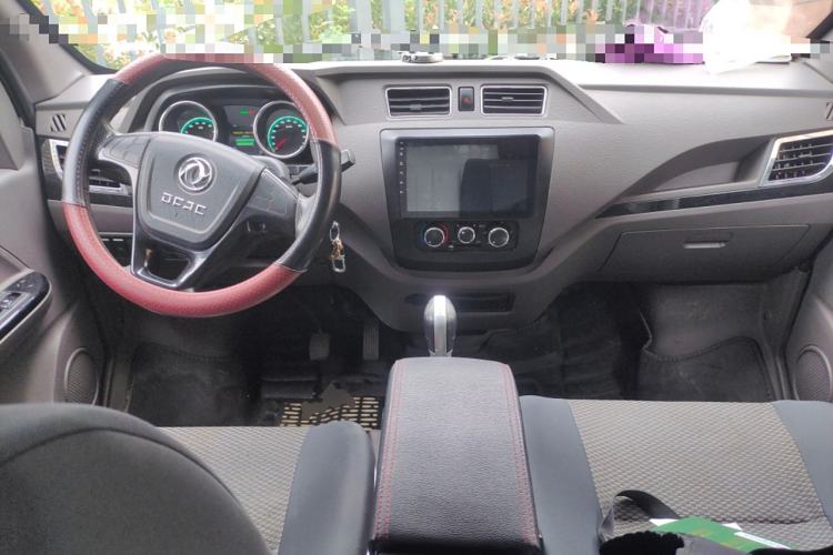 Used Dongfeng Yufeng EM26 2023 Standard Edition 41.472 kWh Henan Lithium Power Center Console