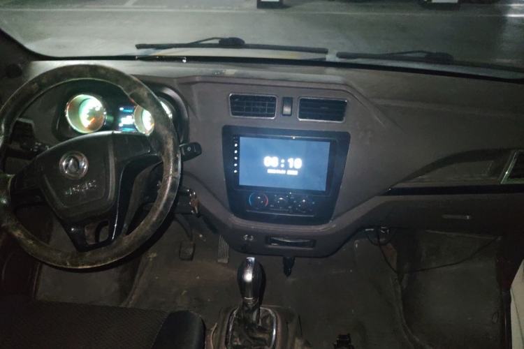 Used Dongfeng Yufeng EM26 2023 Standard Edition 41.472 kWh Henan Lithium Power Center Console