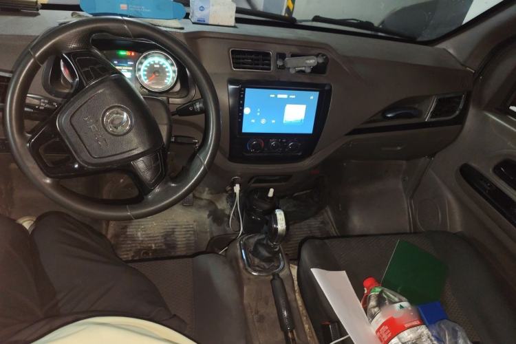 Used Dongfeng Yufeng EM26 2023 Standard Edition 41.472 kWh Henan Lithium Power Center Console