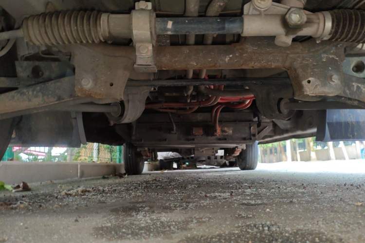 Used Dongfeng Yufeng EM26 2023 Standard Edition 41.472 kWh Henan Lithium Power Chassis Front