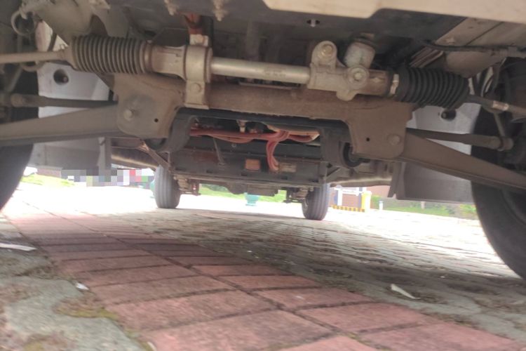 Used Dongfeng Yufeng EM26 2023 Standard Edition 41.472 kWh Henan Lithium Power Chassis Front