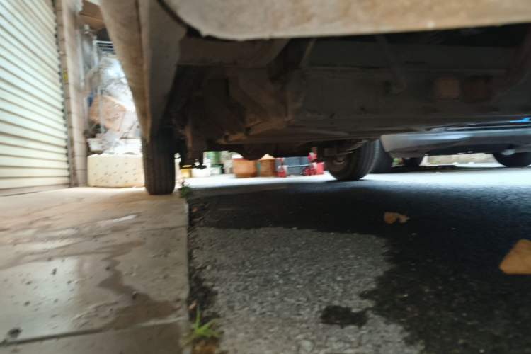 Used Dongfeng Yufeng EM26 2023 Standard Edition 41.472 kWh Henan Lithium Power Chassis Front Right