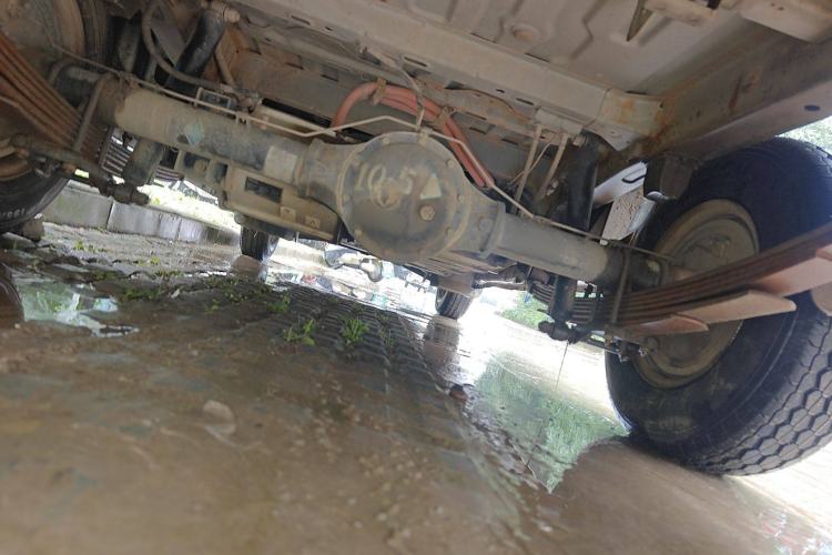 Used Dongfeng Yufeng EM26 2023 Standard Edition 41.472 kWh Henan Lithium Power Chassis Rear