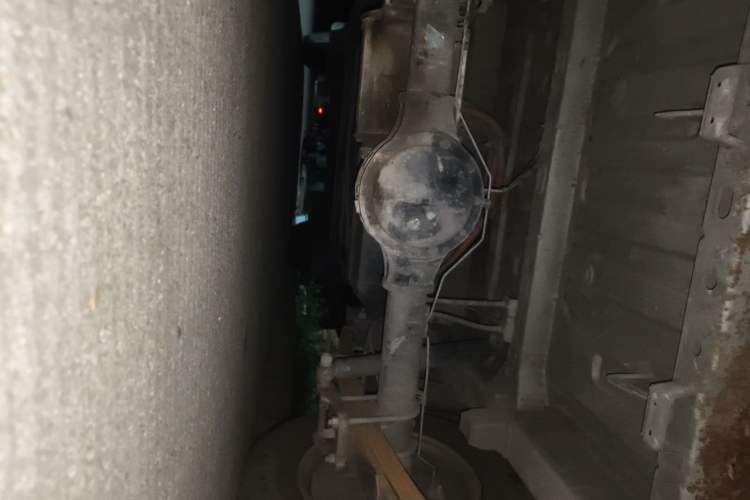 Used Dongfeng Yufeng EM26 2023 Standard Edition 41.472 kWh Henan Lithium Power Chassis Rear