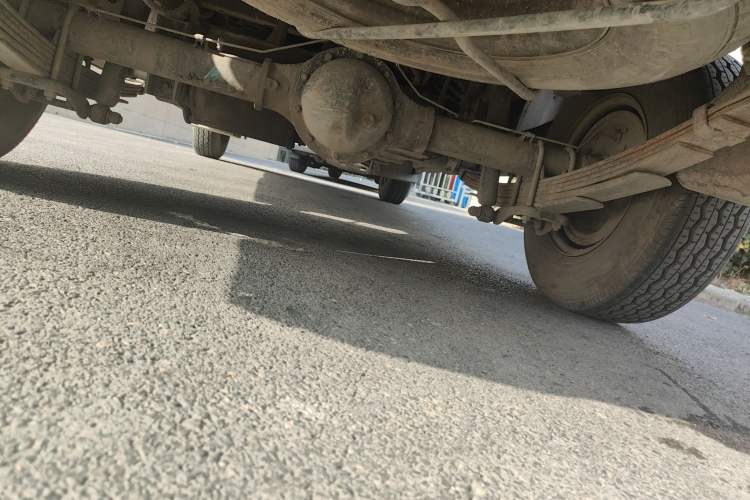 Used Dongfeng Yufeng EM26 2023 Standard Edition 41.472 kWh Henan Lithium Power Chassis Rear