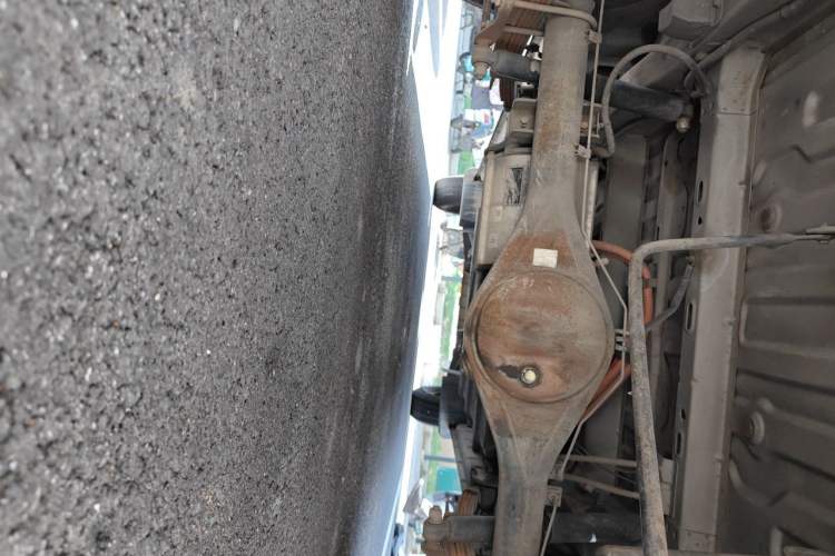 Used Dongfeng Yufeng EM26 2023 Standard Edition 41.472 kWh Henan Lithium Power Chassis Rear