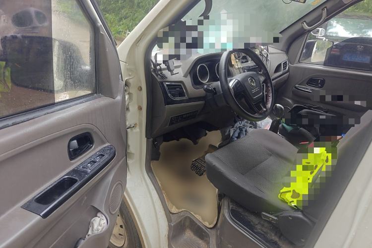 Used Dongfeng Yufeng EM26 2023 Standard Edition 41.472 kWh Henan Lithium Power Driver Seat