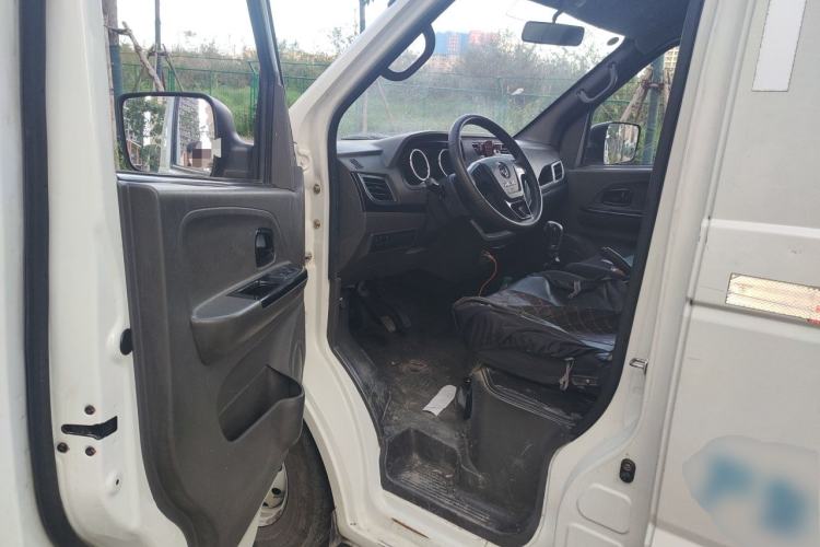 Used Dongfeng Yufeng EM26 2023 Standard Edition 41.472 kWh Henan Lithium Power Driver Seat