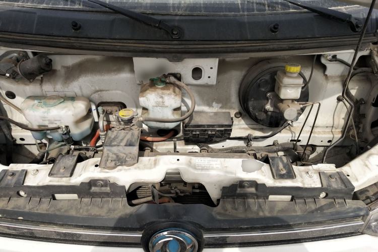 Used Dongfeng Yufeng EM26 2023 High-End Model 41.86 kWh CATL Engine Bay