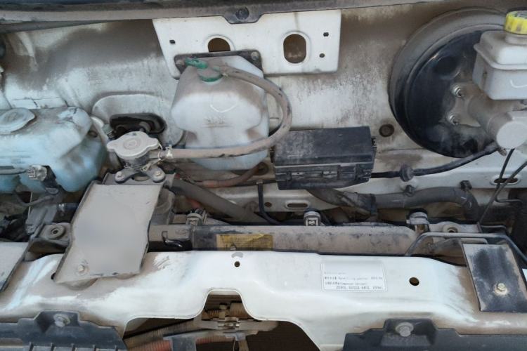 Used Dongfeng Yufeng EM26 2023 High-End Model 41.86 kWh CATL Engine Bay