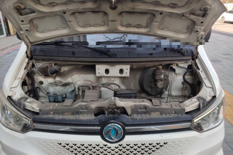 Used Dongfeng Yufeng EM26 2023 High-End Model 41.86 kWh CATL Engine Bay
