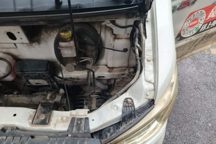 Used Dongfeng Yufeng EM26 2023 Standard Edition 41.472 kWh Henan Lithium Power Engine Bay Left