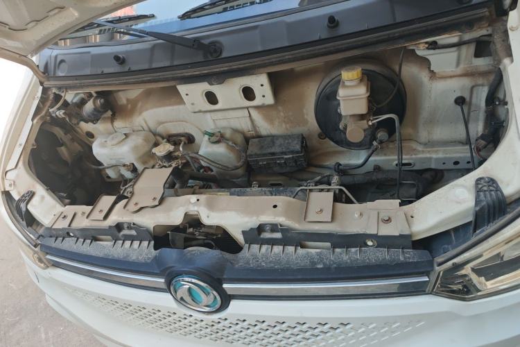 Used Dongfeng Yufeng EM26 2023 Standard Edition 41.472 kWh Henan Lithium Power Engine Bay