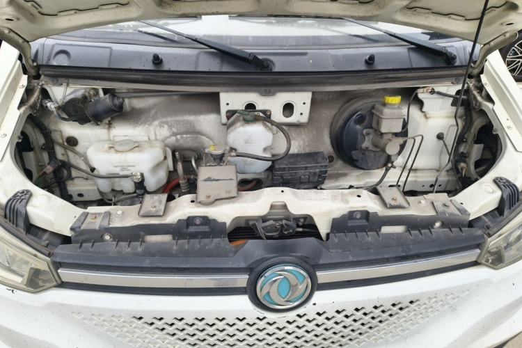 Used Dongfeng Yufeng EM26 2023 Standard Edition 41.472 kWh Henan Lithium Power Engine Bay
